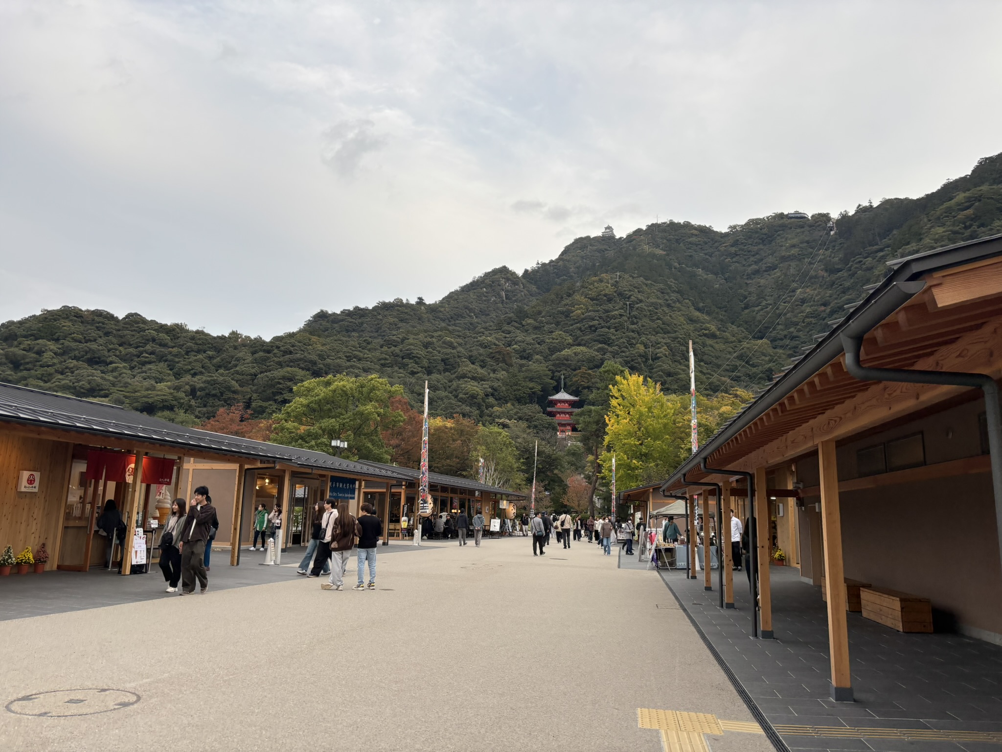 岐阜公園の岐阜楽市