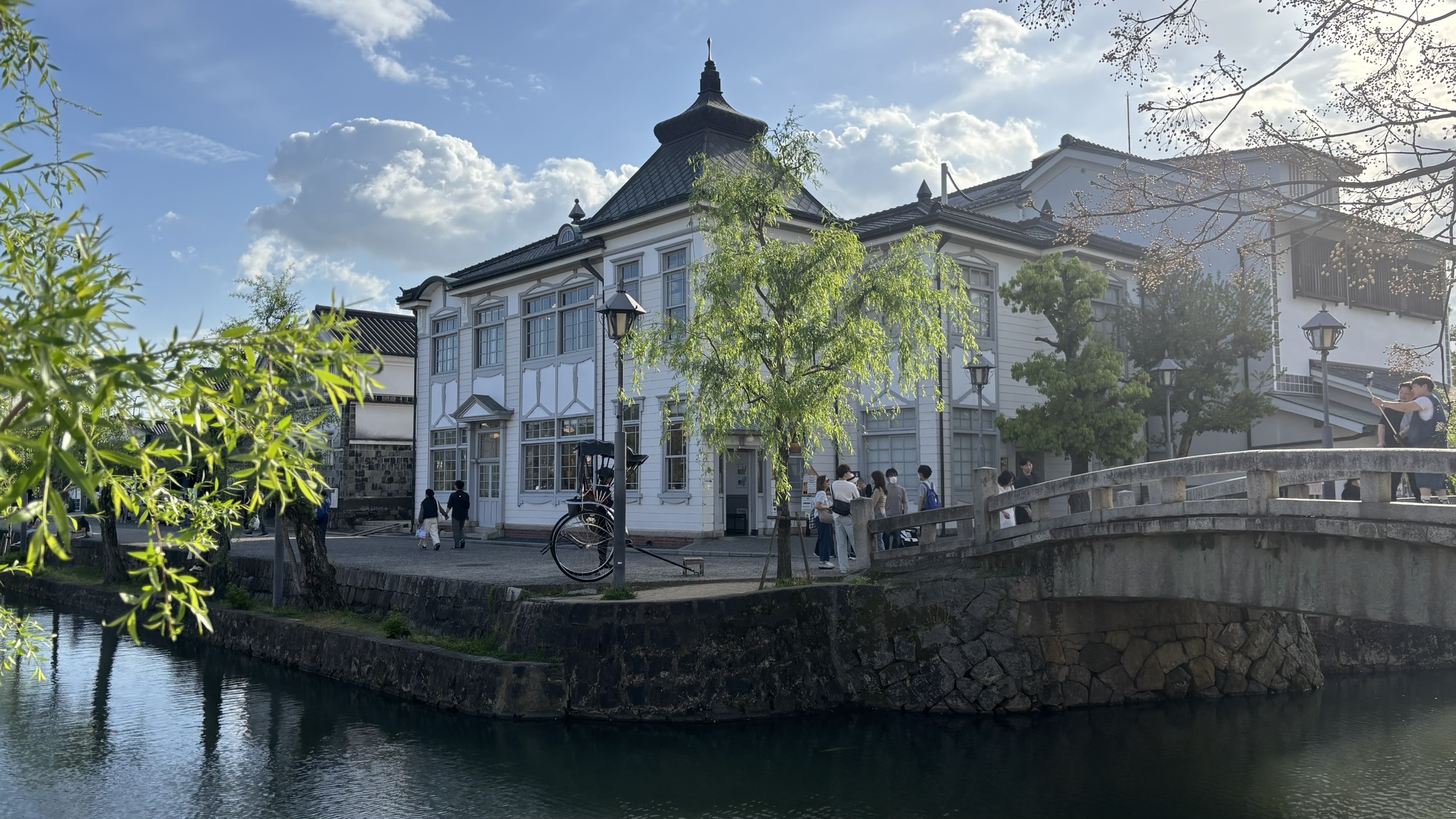 美観地区の白壁