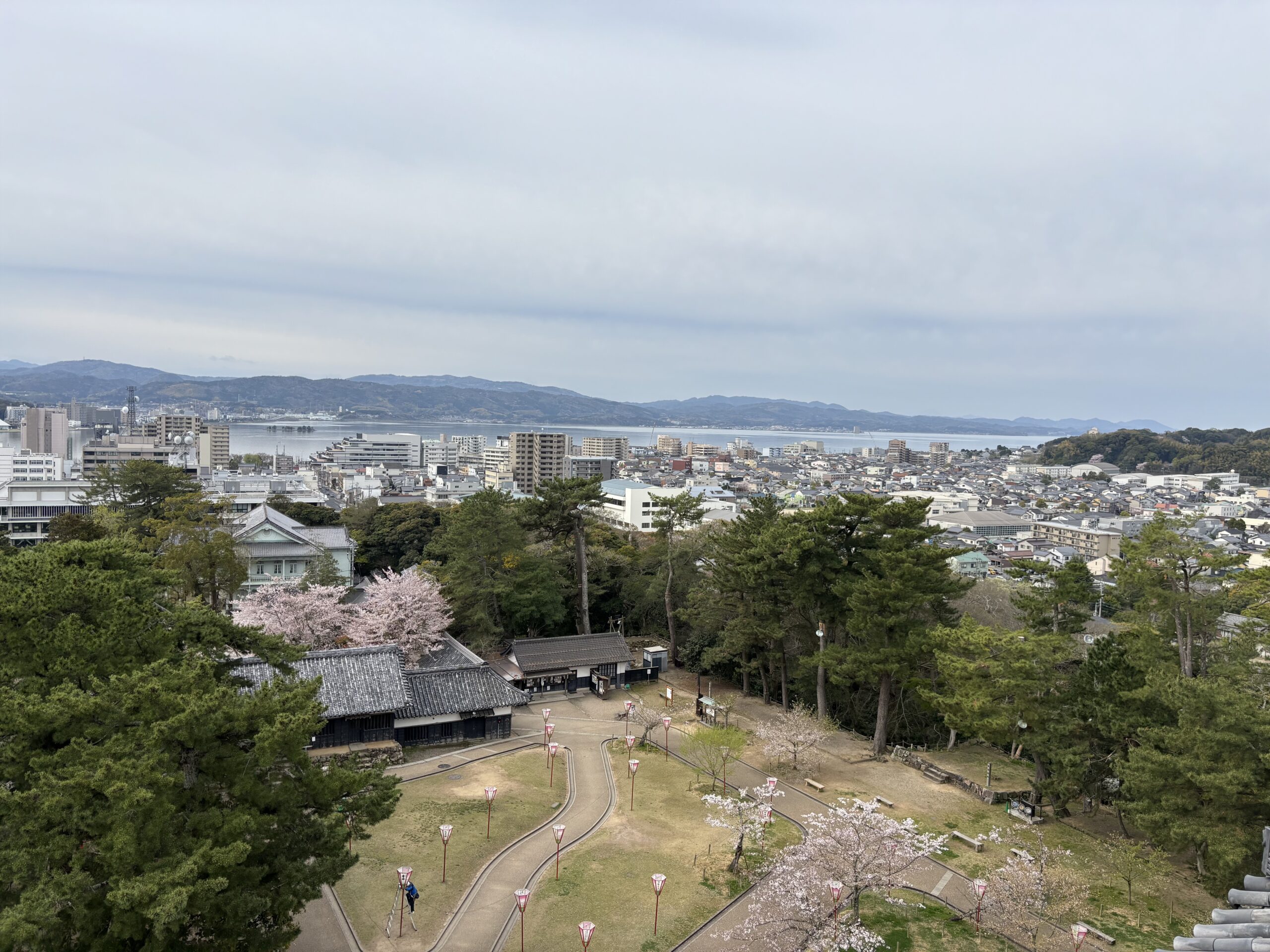 松江城の天守閣からの景色