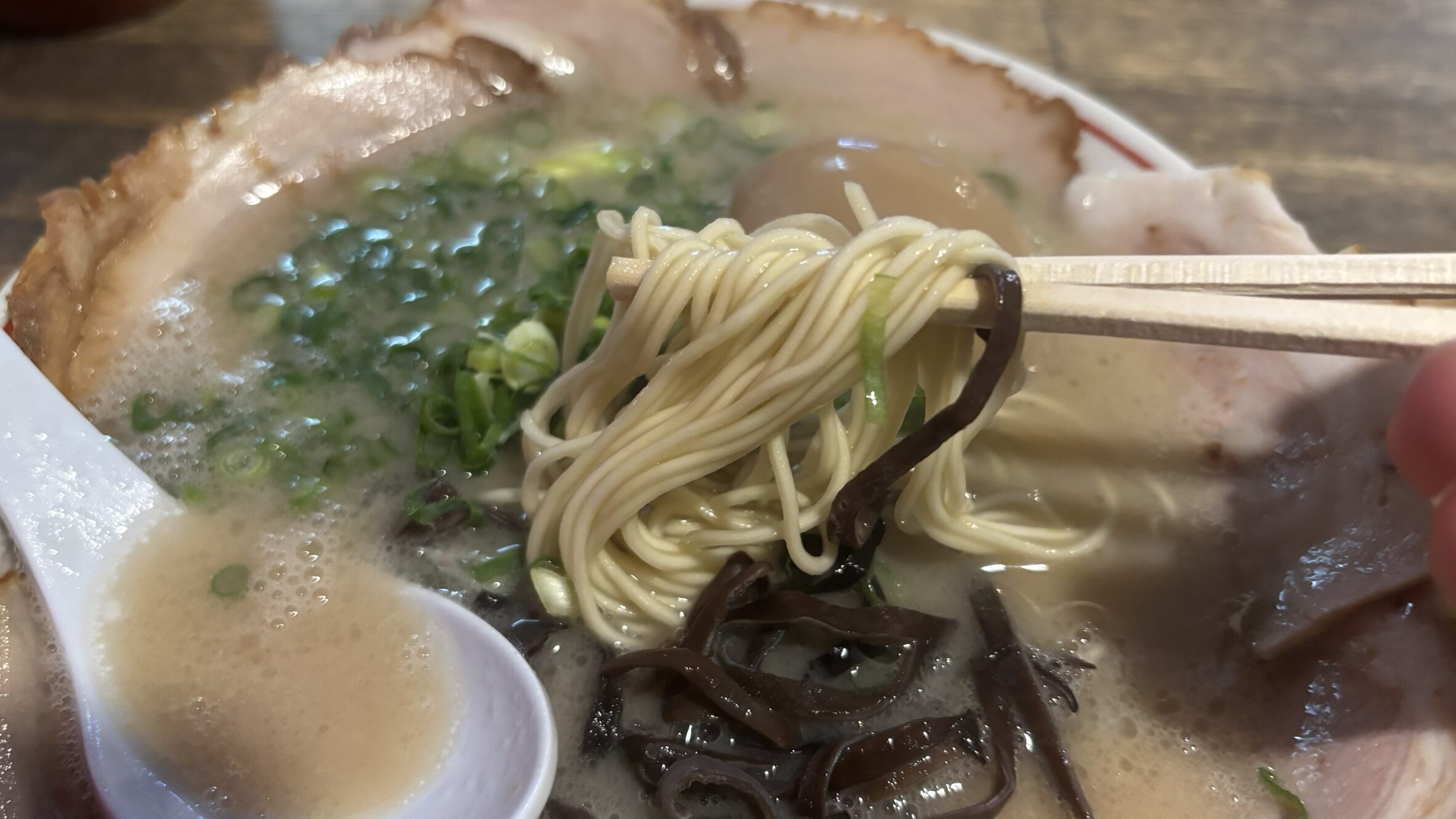 博多一丁の細麺