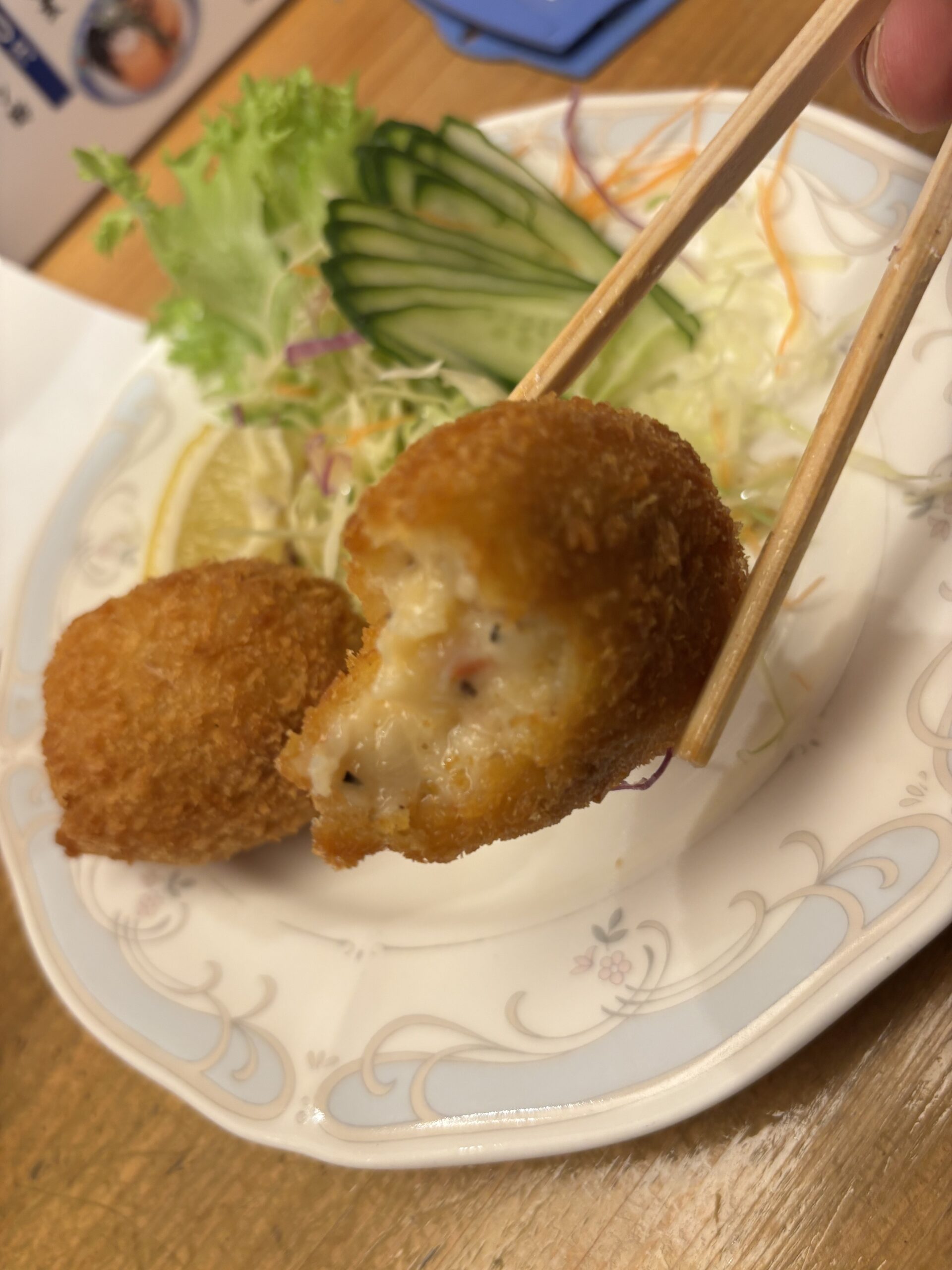カニクリームコロッケ断面
