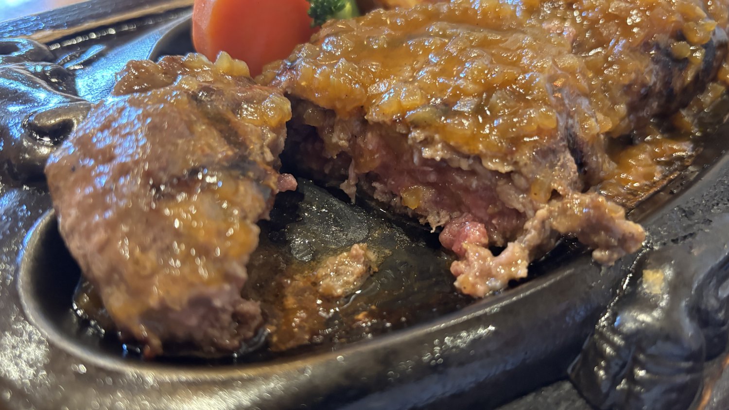 さわやかのハンバーグ断面